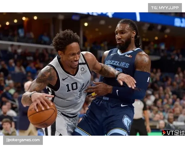 开拓者官方宣布,与防守助教斯科特·布鲁克斯达成一份多年续约协议 开拓者官方宣布,与防守助教斯科特·布鲁克斯达成一份多年续约协议